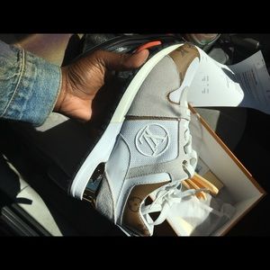 Louis Vuitton Women shoes